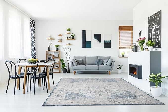 Rugs R Us
