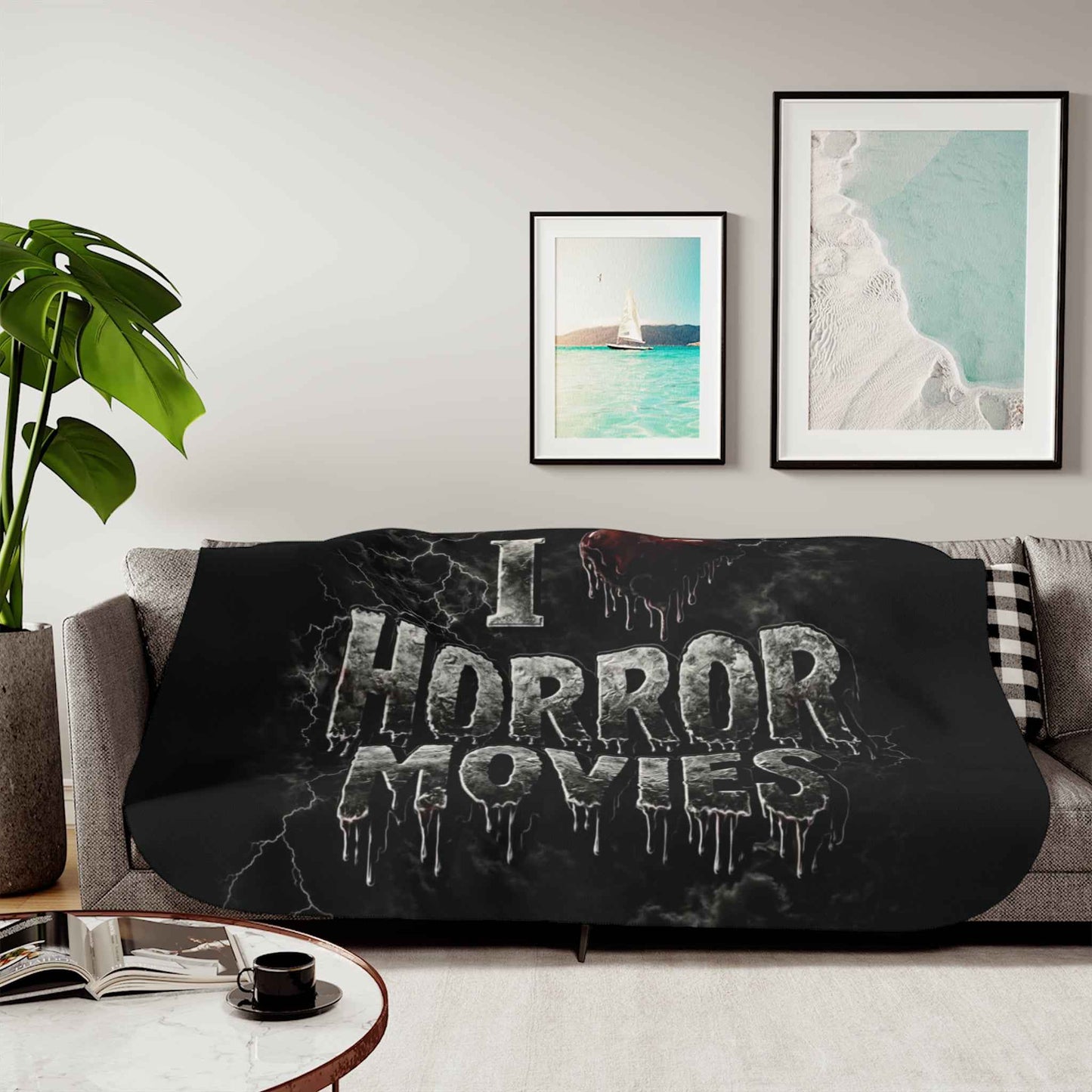 I Love Horror Movies Sherpa Blanket — Cozy Fleece Throw for Horror Fans, Halloween Gift