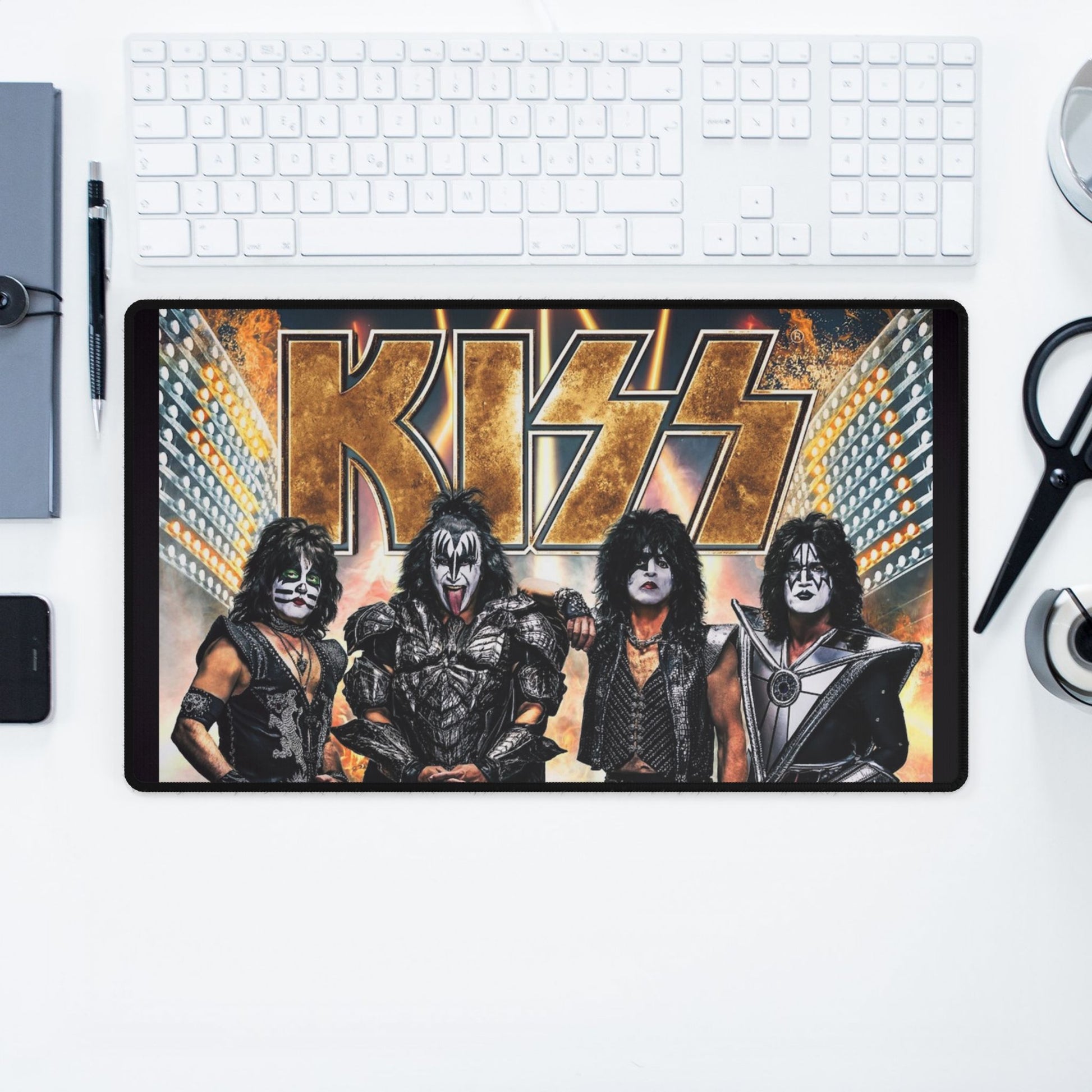 KISS - House of O & A
